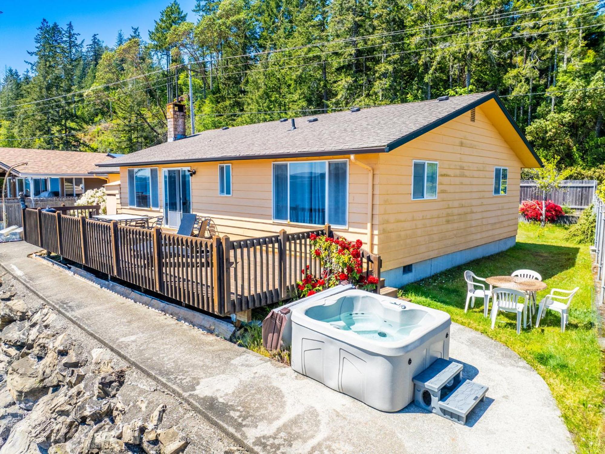 Waterfront Retreat, Relaxation, Fun In Hood Canal Hoodsport Esterno foto